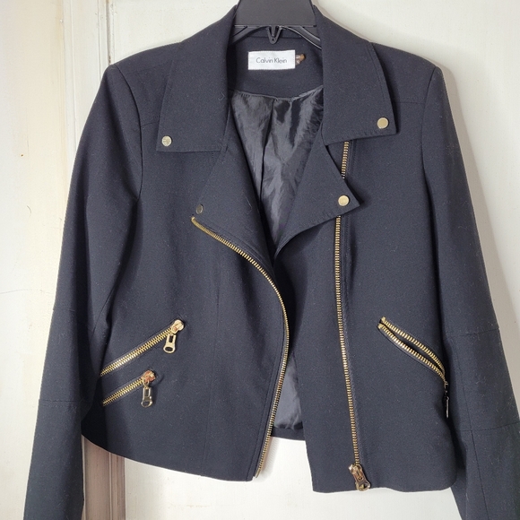 Calvin Klein jacket and skirt suit - Picture 3 of 9